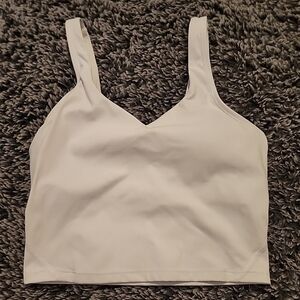 Womans Tank Cropped V Neck Yoga White Athletic Size 4 With Pads